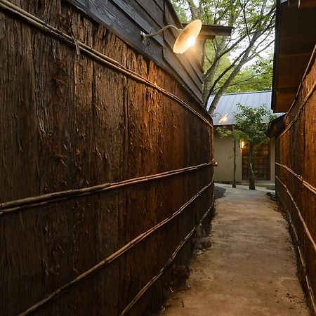 Yufuin Ryokuyu Hotel Exterior photo